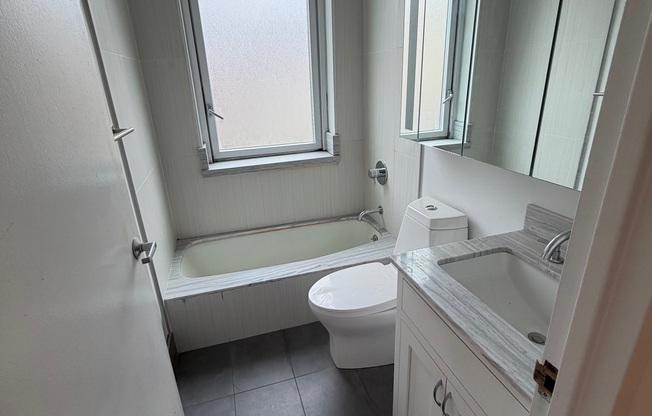 1 bed, 1 bath, $5,695, Unit 11A