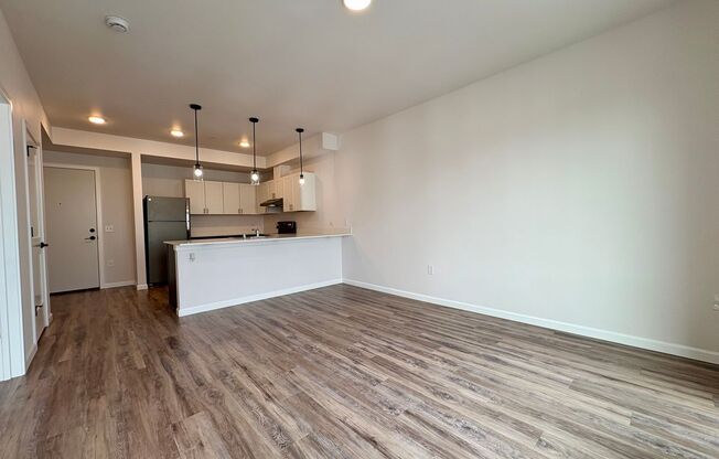 1 bed, 1 bath, 589 sqft, $1,675, Unit 304
