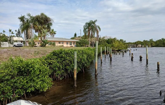 Neptune Drive - 1128