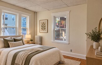 4 beds, 1 bath, 1,350 sqft, $3,500, Unit 1