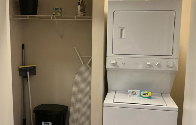 1 bed, 1 bath, $4,440, Unit 214