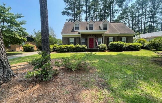 470 LENNOX DR