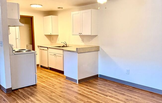 1 bed, 1 bath, 630 sqft, $1,395, Unit G-309