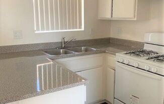 1 bed, 1 bath, $1,300, Unit 0107