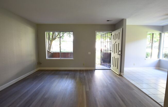 Remodeled and Clean 3 Bedroom 1.5 Bath Townhouse in South San Jose
