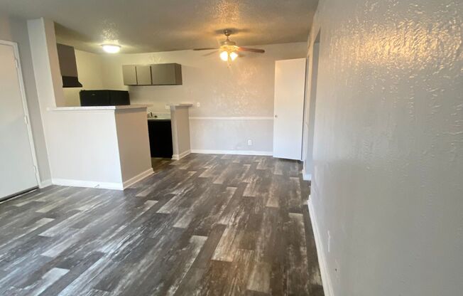 1 bed, 1 bath, 700 sqft, $845, Unit 12J