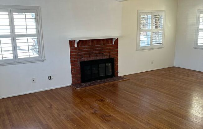 3 beds, 1 bath, $4,500