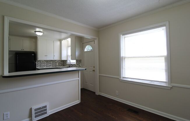 2 Bedroom 1 Bath Home in Mission Kansas