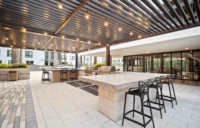 Outdoor Seating Apartment North Scottsdale