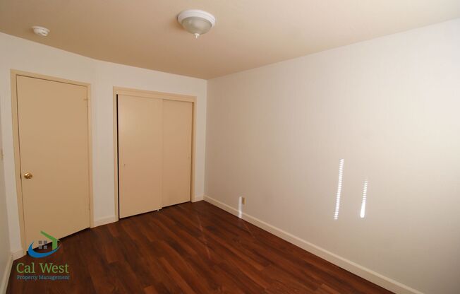 2 beds, 1 bath, $2,495, Unit 4