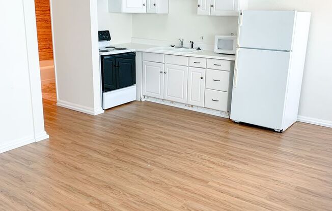 1 bed, 1 bath, 475 sqft, $1,550, Unit 404