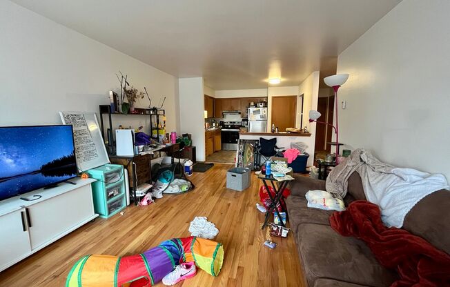 10253 W Cleveland Ave