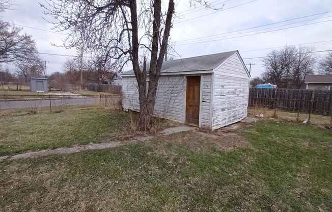 3 bedroom/1 bath brick bungalow on East Side! - PRICE REDUCED