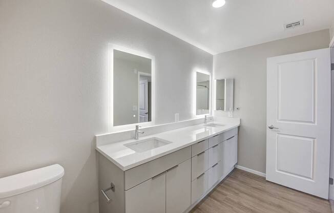 Bathroom at The Overlook Santa Clarita, CA 91350