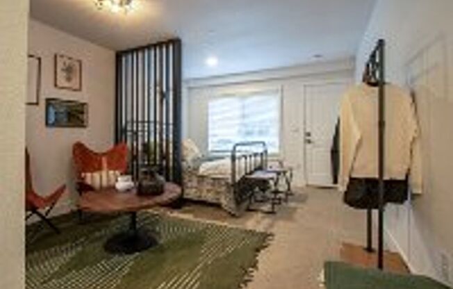 Studio, 1 bath, $1,145, Unit 233