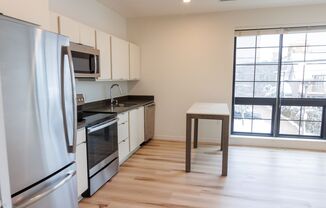 2 beds, 2 baths, 878 sqft, $1,850, Unit 401