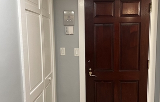 16 LOUISBURG SQ