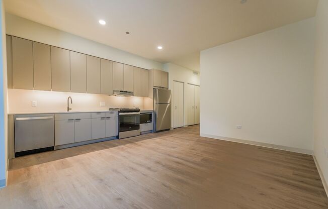 1 bed, 1 bath, 389 sqft, $3,020, Unit 315
