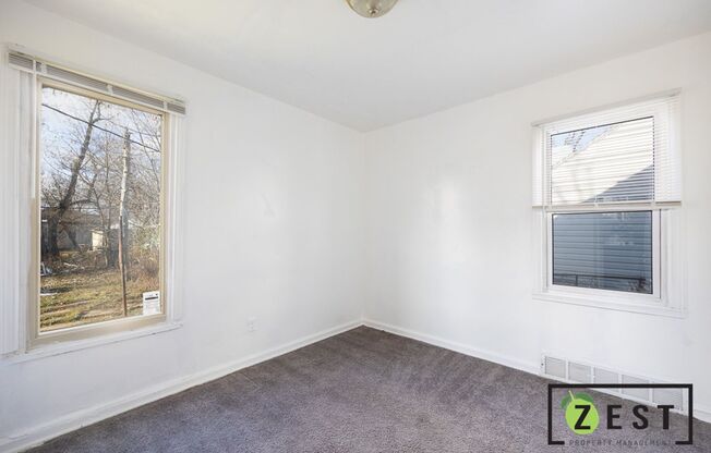 3 beds, 1 bath, $1,200