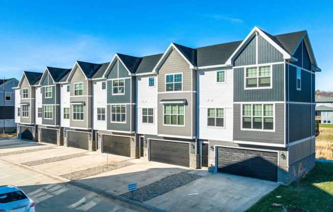 Grand Valley Townhomes