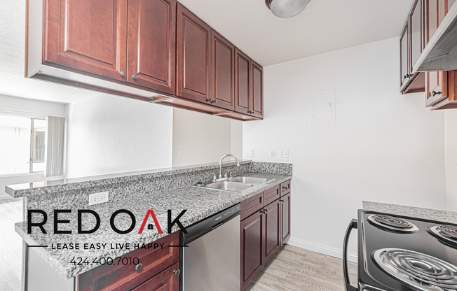 2900 W LINCOLN AVE