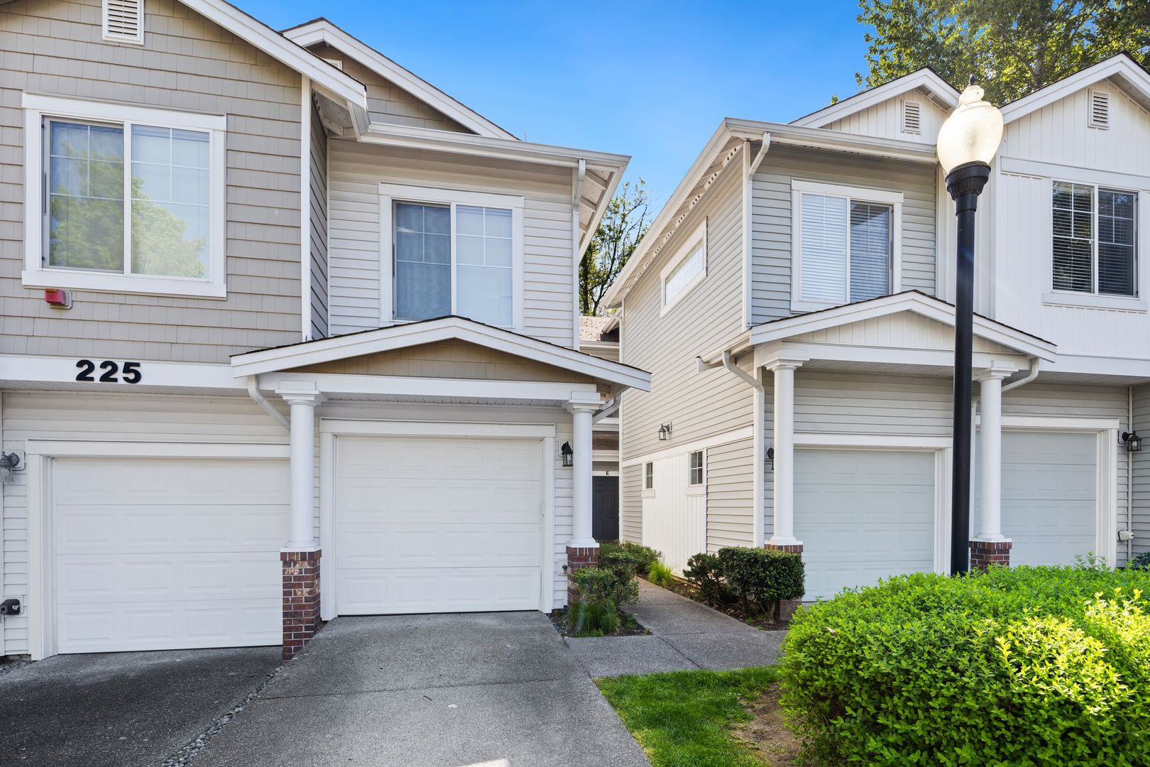 Spacious 3 bed Townhome