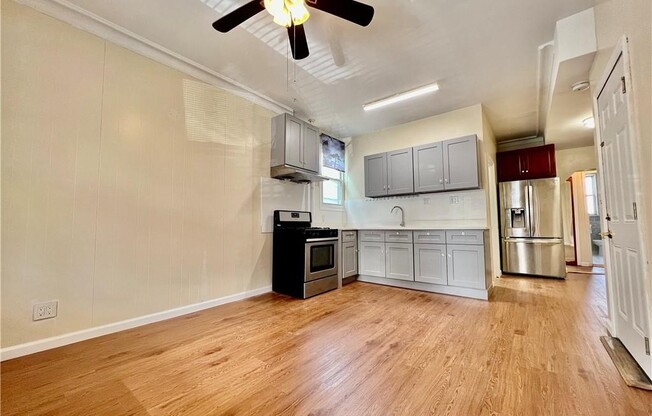 8624 19 AVE