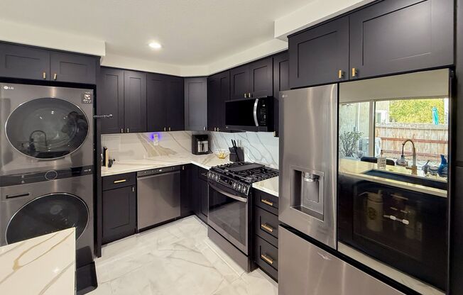 Renovated 3 Bedroom, 2 Bath Townhome with Designer Finishes in Tierrasanta
