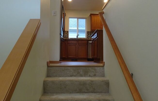 Beautifully designed 4-bedroom, 3-bathroom residence in Lynnwood