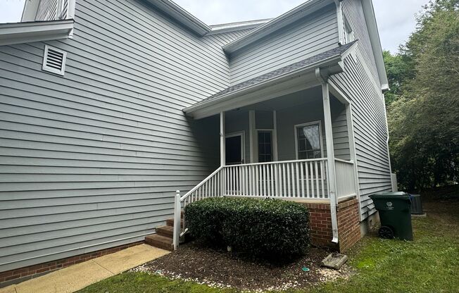 End Unit 2 Bedroom | 2.5 Bath Townhouse in North Raleigh *Move IN Special!*