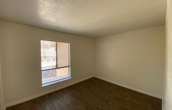 2 beds, 1 bath, $1,450