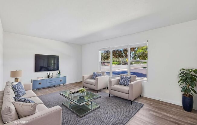 1 bed, 1 bath, 698 sqft, $1,399, Unit 83