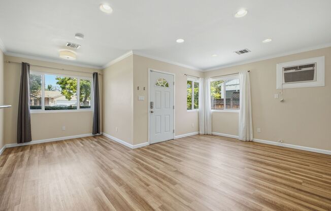 Stunning 3-Bedroom Burbank Home with Office & Entertainer’s Backyard