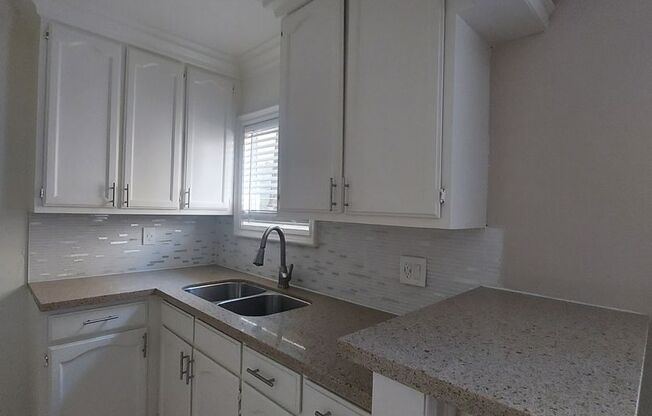 Studio, 1 bath, $1,395, Unit 14