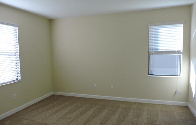 4BD/4BA Beautiful Home in Alexander Ridge