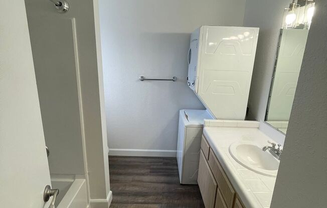 1 bed, 1 bath, 625 sqft, $1,610, Unit 286