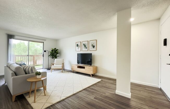 1 bed, 1 bath, 592 sqft, $1,295, Unit 85