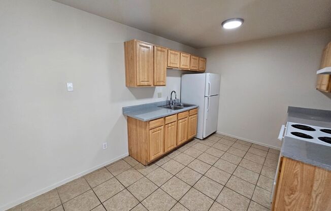 2 beds, 1 bath, 800 sqft, $1,500