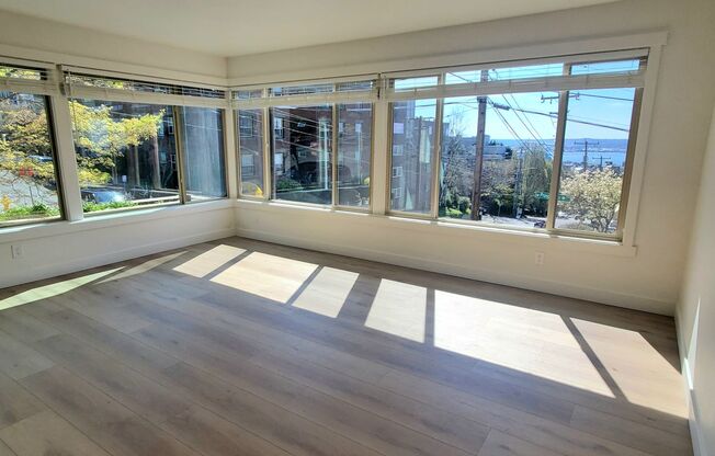 2 beds, 1 bath, 867 sqft, $2,995, Unit 102