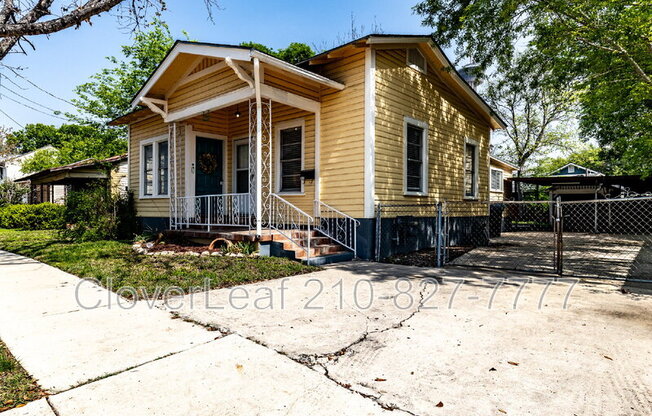 323 BARRERA ST