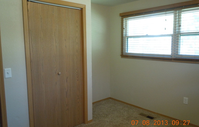 3 beds, 2 baths, $1,495