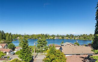 3 beds, 3 baths, $2,999, Unit UNIT B