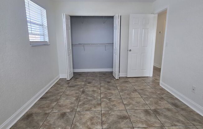 2 beds, 1 bath, $1,500