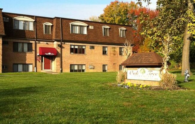 Oak Tree Apartments