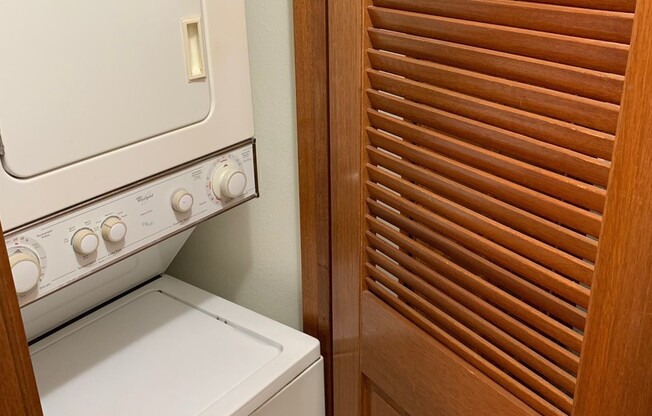 1 bed, 1 bath, 572 sqft, $2,000, Unit 119