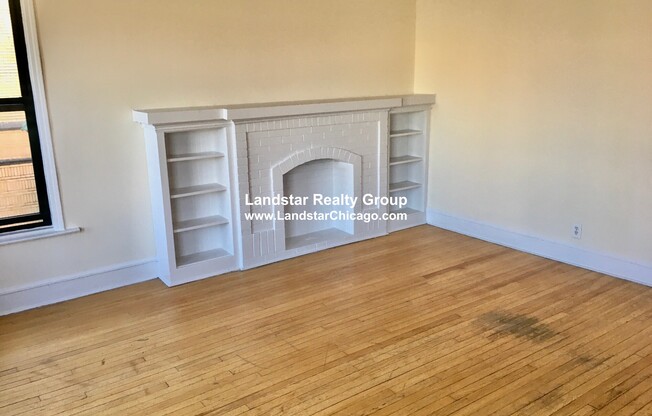 2338 N Spaulding Ave