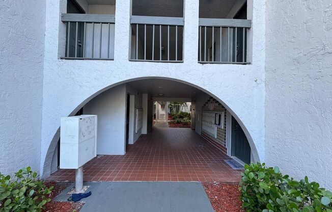 2 beds, 2 baths, $1,900, Unit # B 301