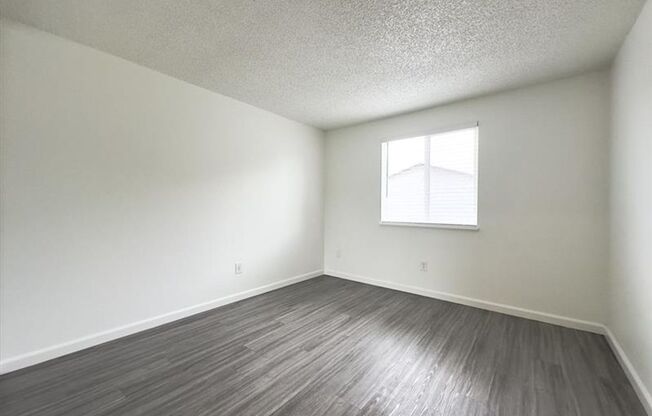 1 bed, 1 bath, 592 sqft, $1,295, Unit 85