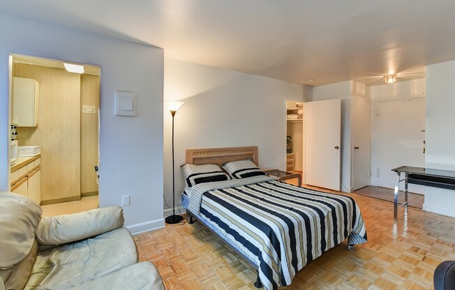 Spacious & Bright Unfurnished Studio for Rent