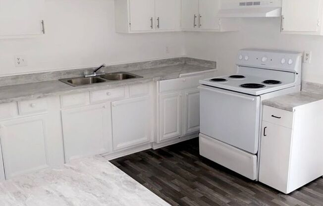 28 SW Bella Vista Village